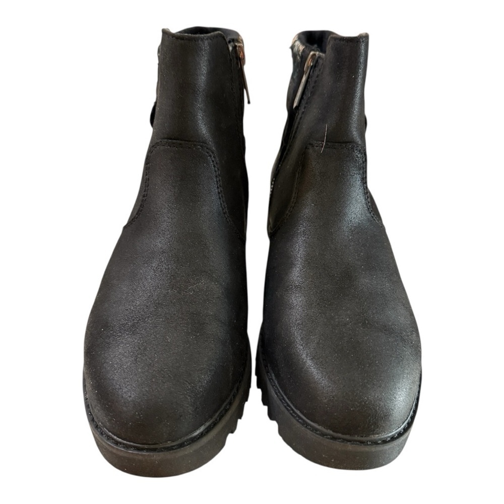 Skechers Arch Fit Ankle Boots – Size 6 Women’s – Black Vegan Water-Repellent
